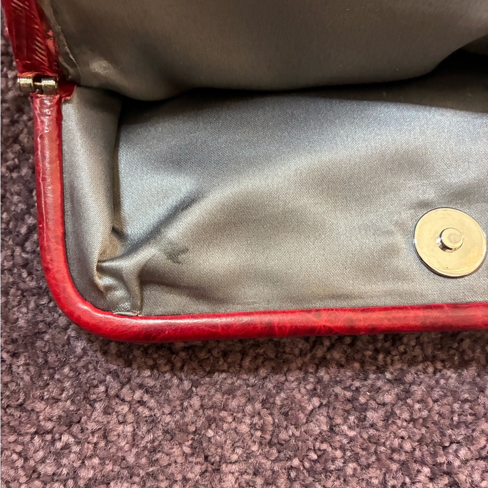 Chanel CC Red Quilted Leather Runway Collection Clutch Crossbody Bag w COA Rare - Picture 14 of 16